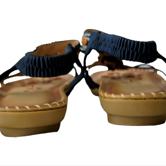 Women's Flat Sandals, Blue, Tan, Beaded. Size 10 - Picture 3 of 6